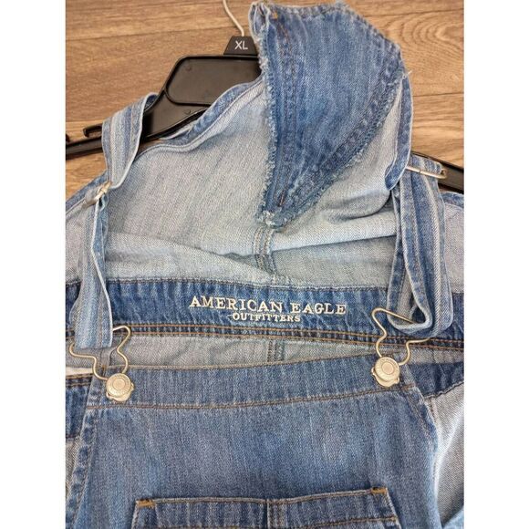 American eagle outfitters denim distressed overalls, shorts - Picture 4 of 6
